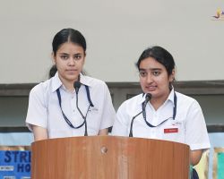 Arpita and Zoya addressing the assembly (2)