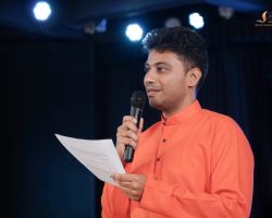 Rahul Bhaiya guiding students to connect with their inner Google