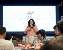 Palak didi explaining students about the next acitivity