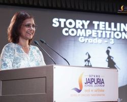 Ms.Jyoti Mishra addressing the students