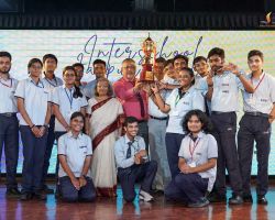 Winner trophy was bagged by CMS Kanpur Road Branch